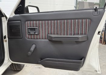 1989 Peugeot205GT_interior22 1989 Peugeot205GT_interior22