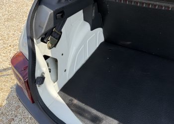1989 Peugeot205GT_interiorDetail6 1989 Peugeot205GT_interiorDetail6