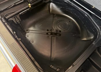 Mercedes200_interiorDetail1