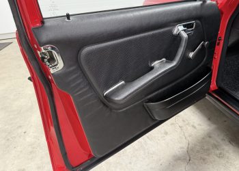 Mercedes200_interiorDetail2