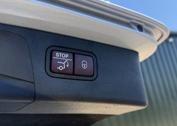 2016 Mercedes E220d_detail 2016 Mercedes E220d_detail