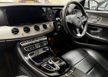 2016 Mercedes E220d_interior10 2016 Mercedes E220d_interior10