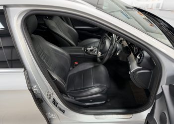 2016 Mercedes E220d_interior8 2016 Mercedes E220d_interior8